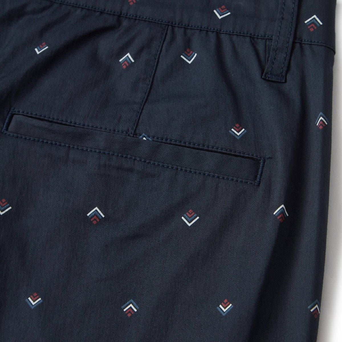 Men's Slim Fit Twill Shorts - Comfortable & Flexible - Giordano