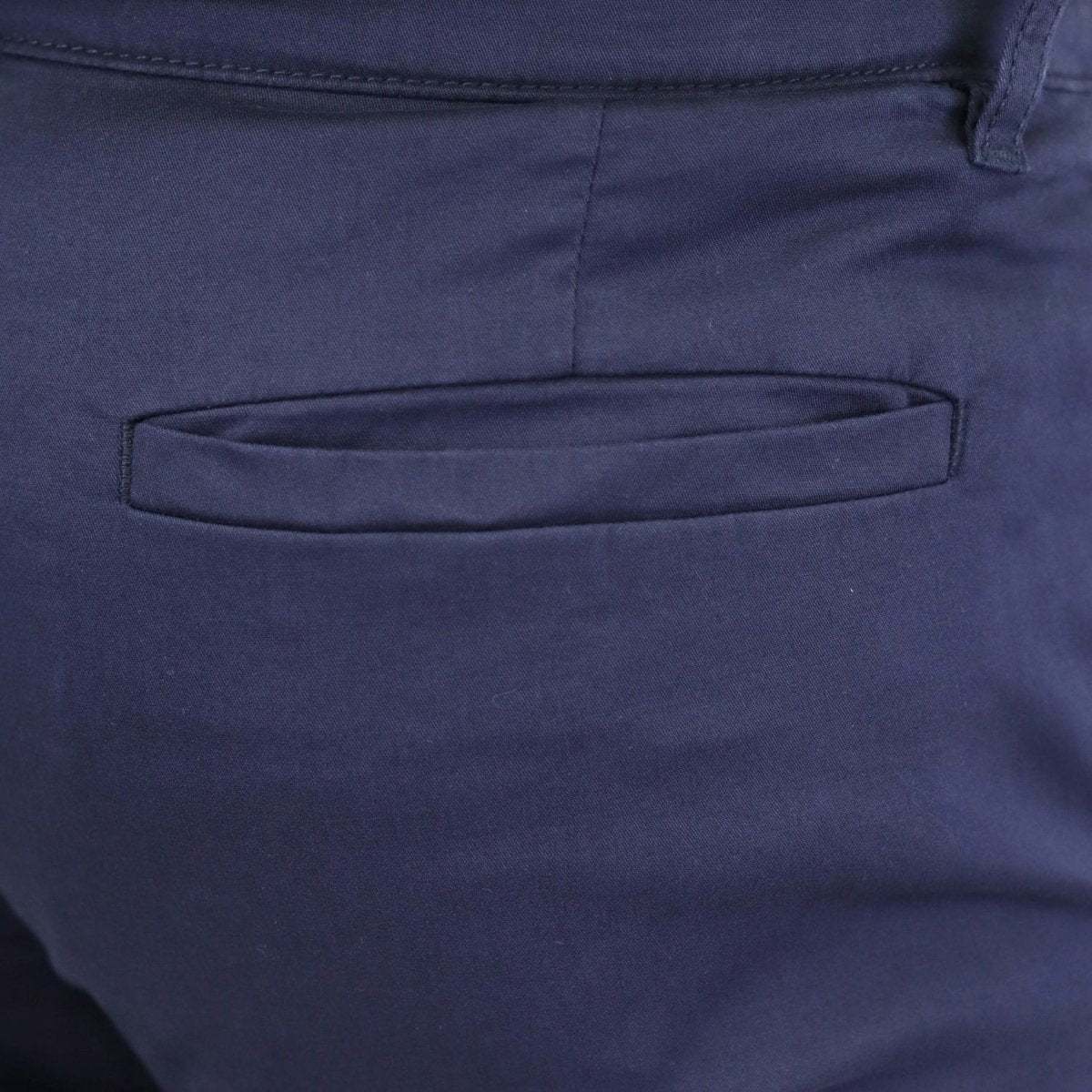Men's Slim Tapered Khakis - Giordano