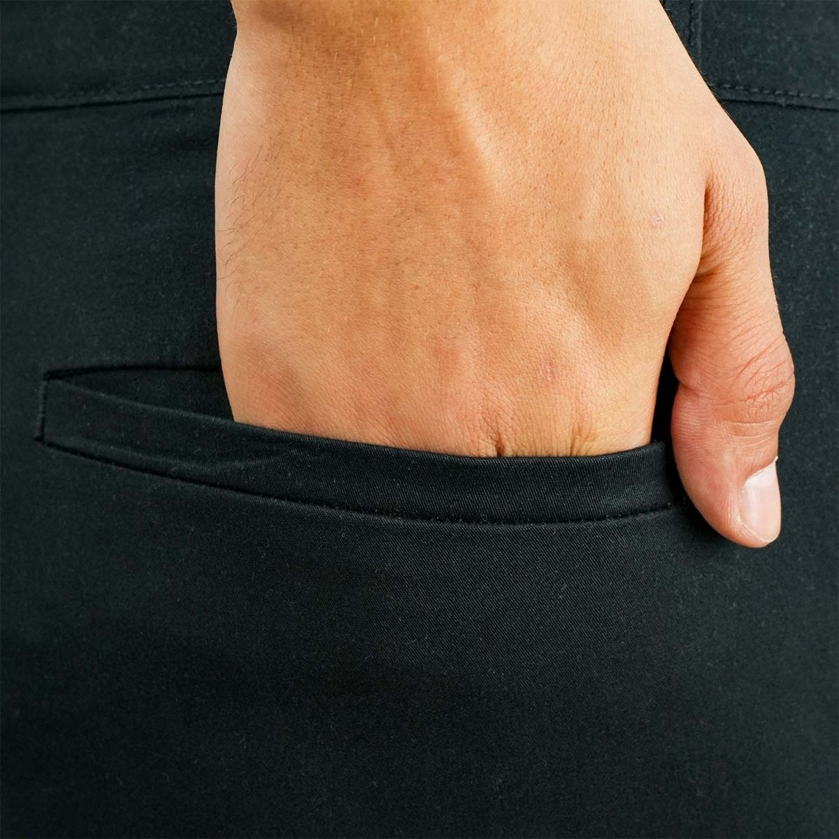 Men's Slim Tapered Khakis - Giordano
