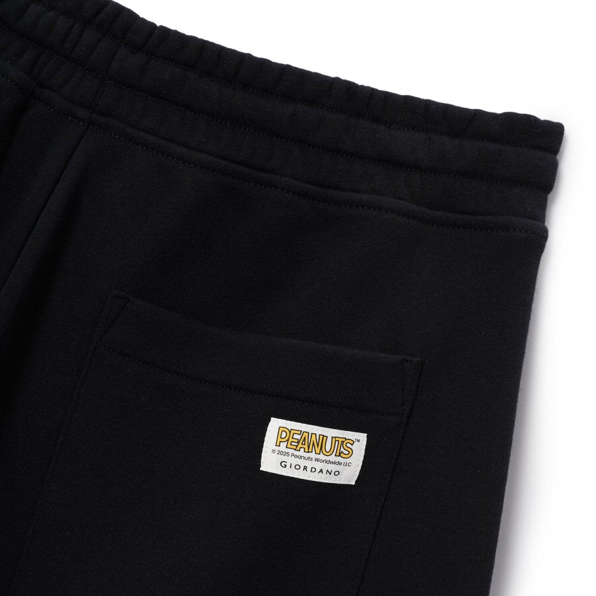 Men's Snoopy Peanuts French Terry Shorts: Relaxed Fit, Ultimate Comfort - Giordano