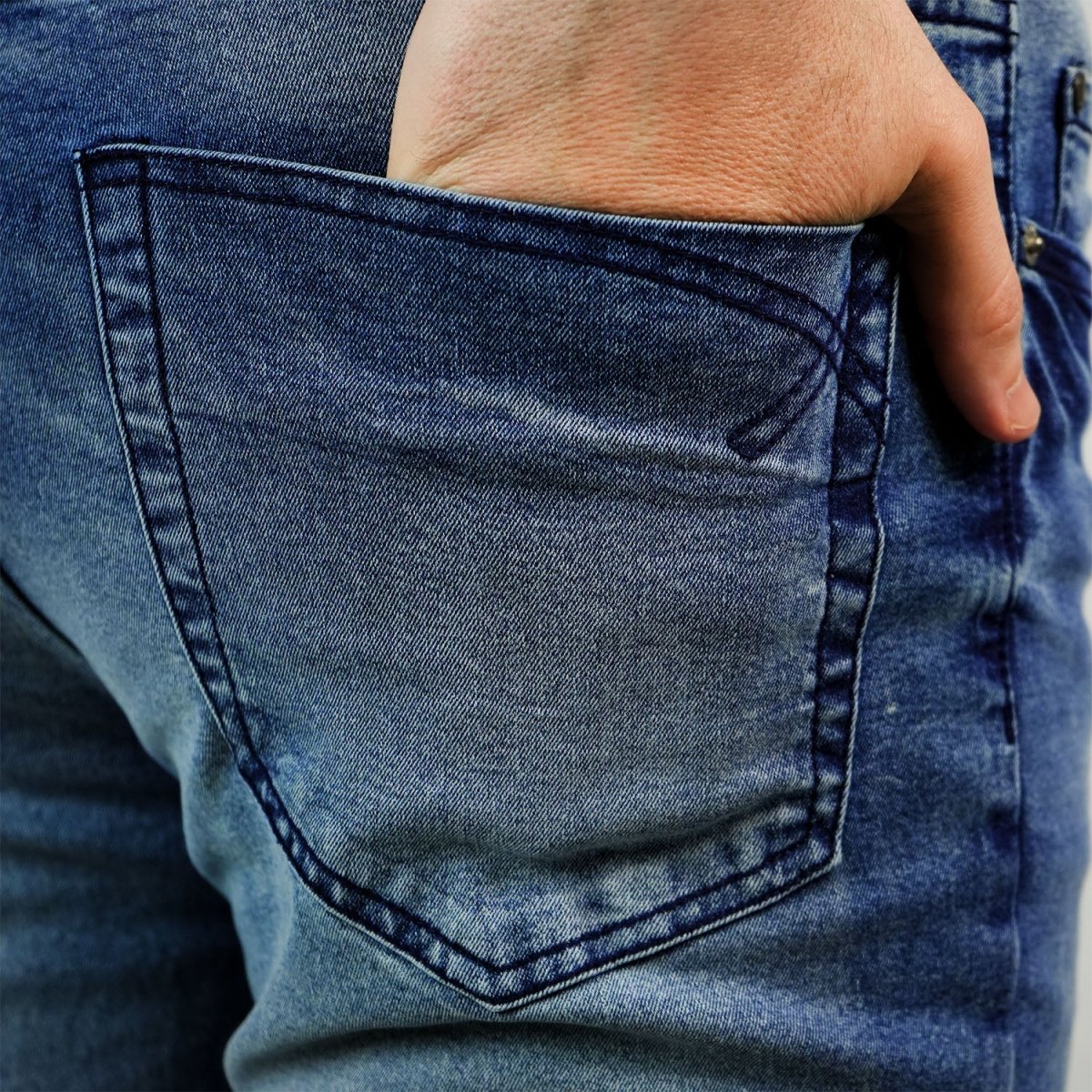 Men’S Stretch Denim Low - Rise Skinny Tapered Fit Jeans - Giordano