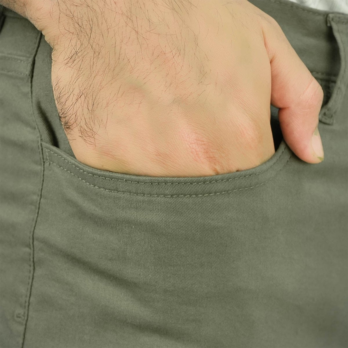 Men's Stretch Twill Khakis - Giordano