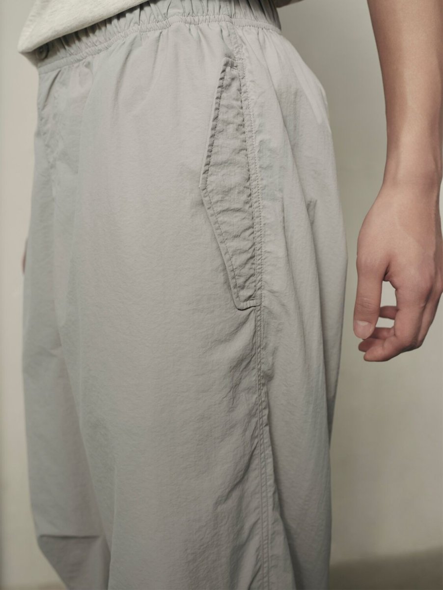 Men’S Tapered Nylon - Spandex Pants – Sleek Fit & Everyday Flex | Korea Collection - Giordano