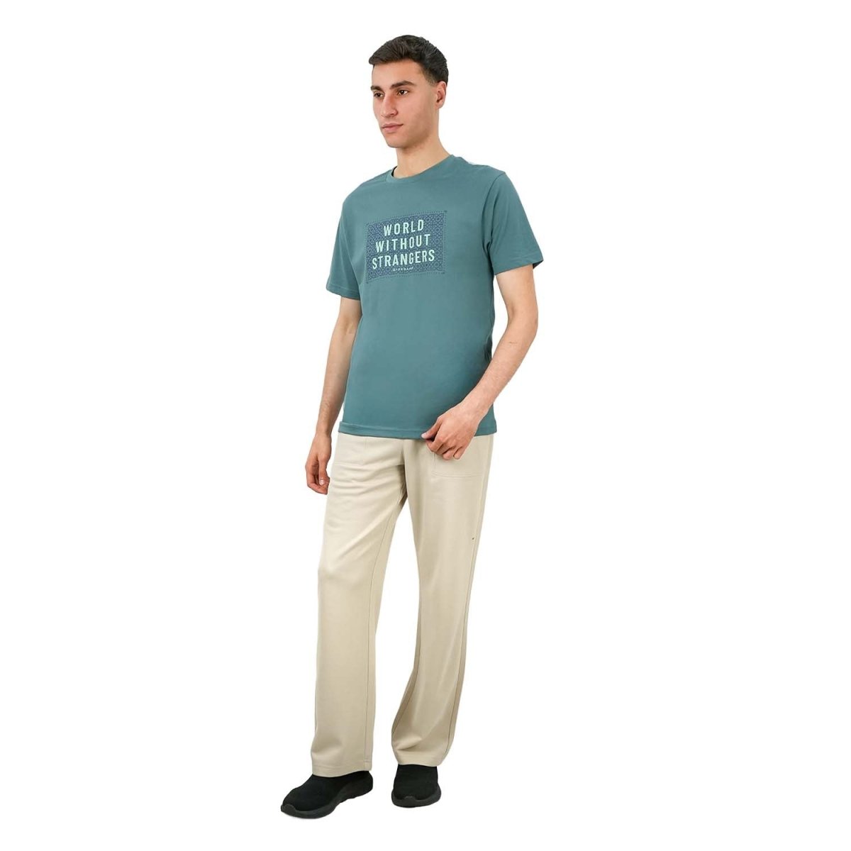 Men's World Without Strangers Print Tee - Slim Fit, Crew Neck, Cotton - Giordano
