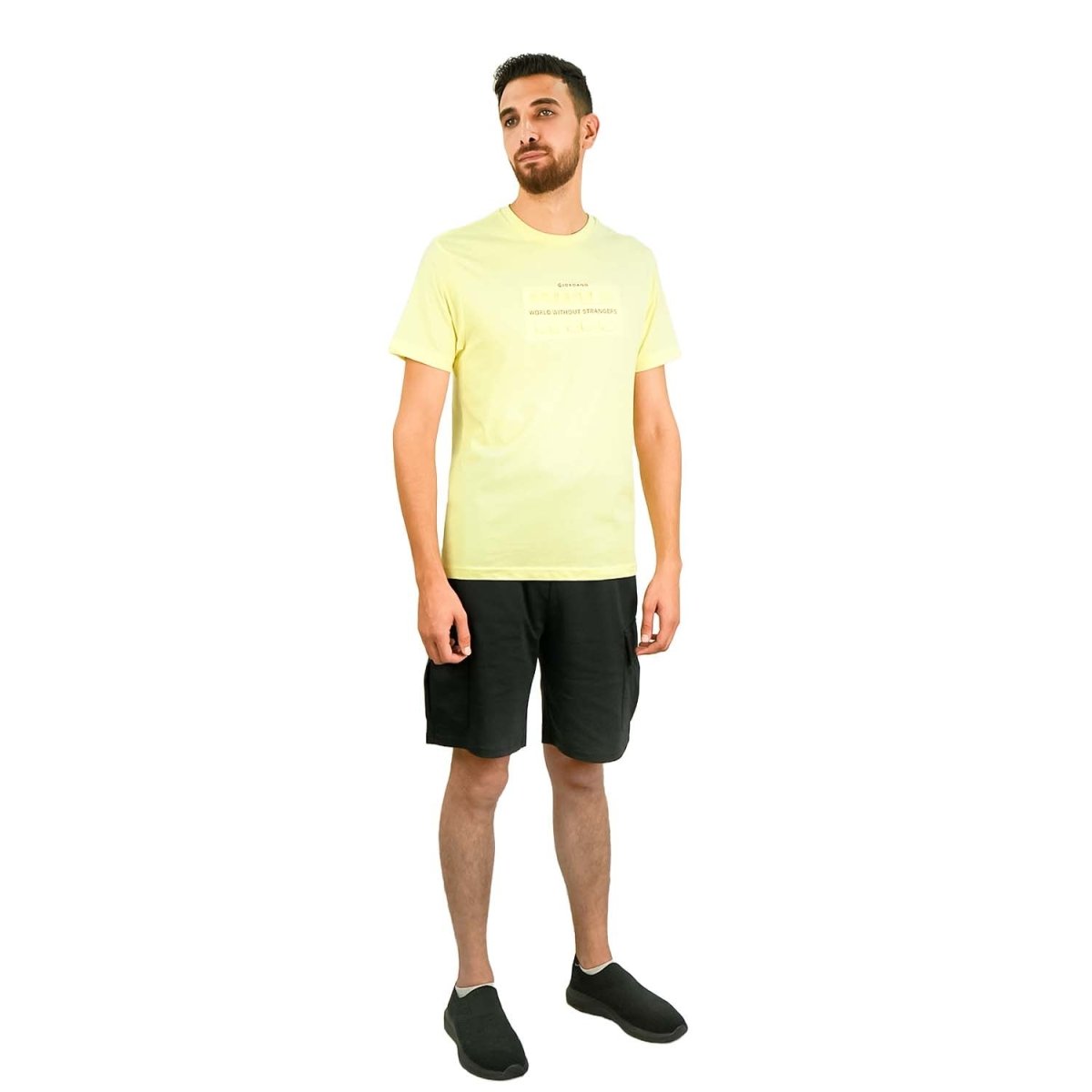 Men's World Without Strangers Print Tee - Slim Fit, Crew Neck, Cotton - Giordano