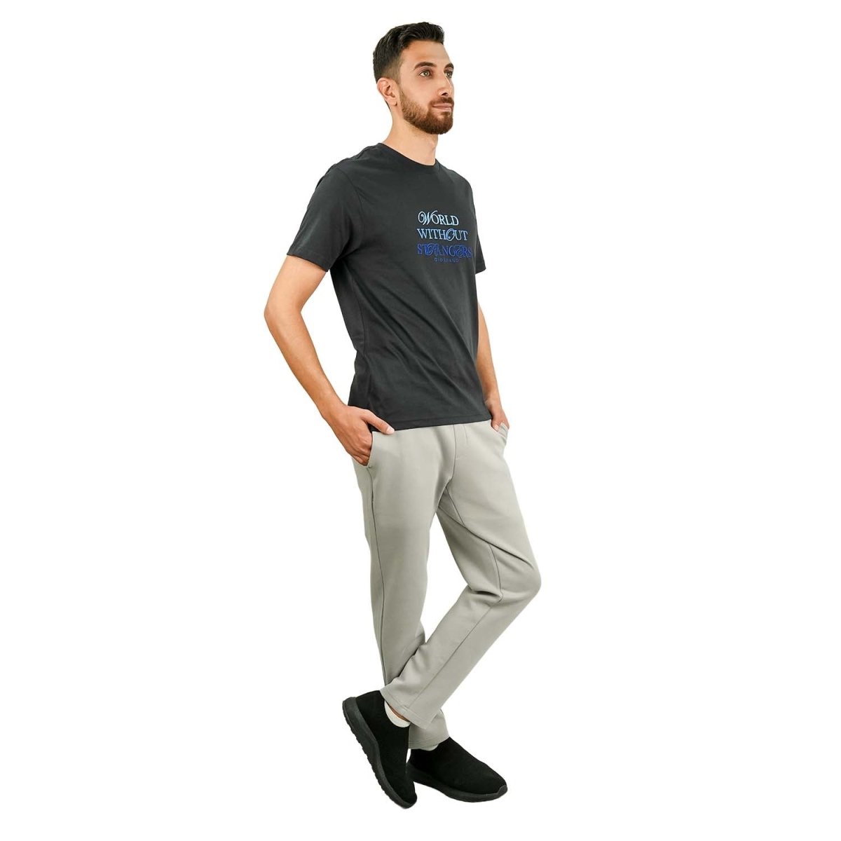 Men's World Without Strangers Print Tee - Slim Fit, Crew Neck, Cotton - Giordano
