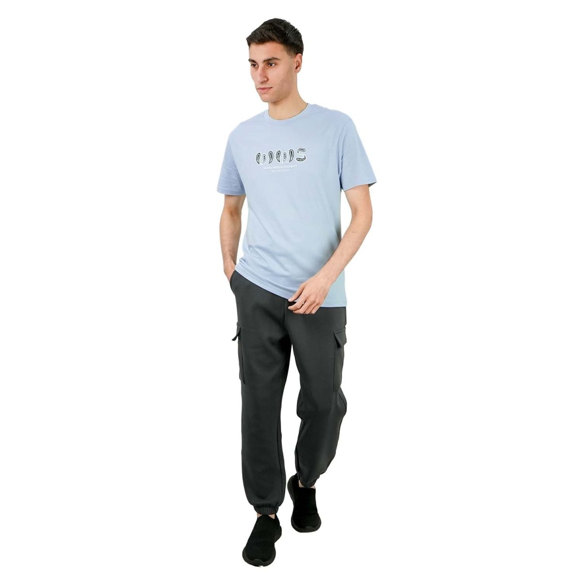 Men's World Without Strangers Print Tee - Slim Fit, Crew Neck, Cotton - Giordano