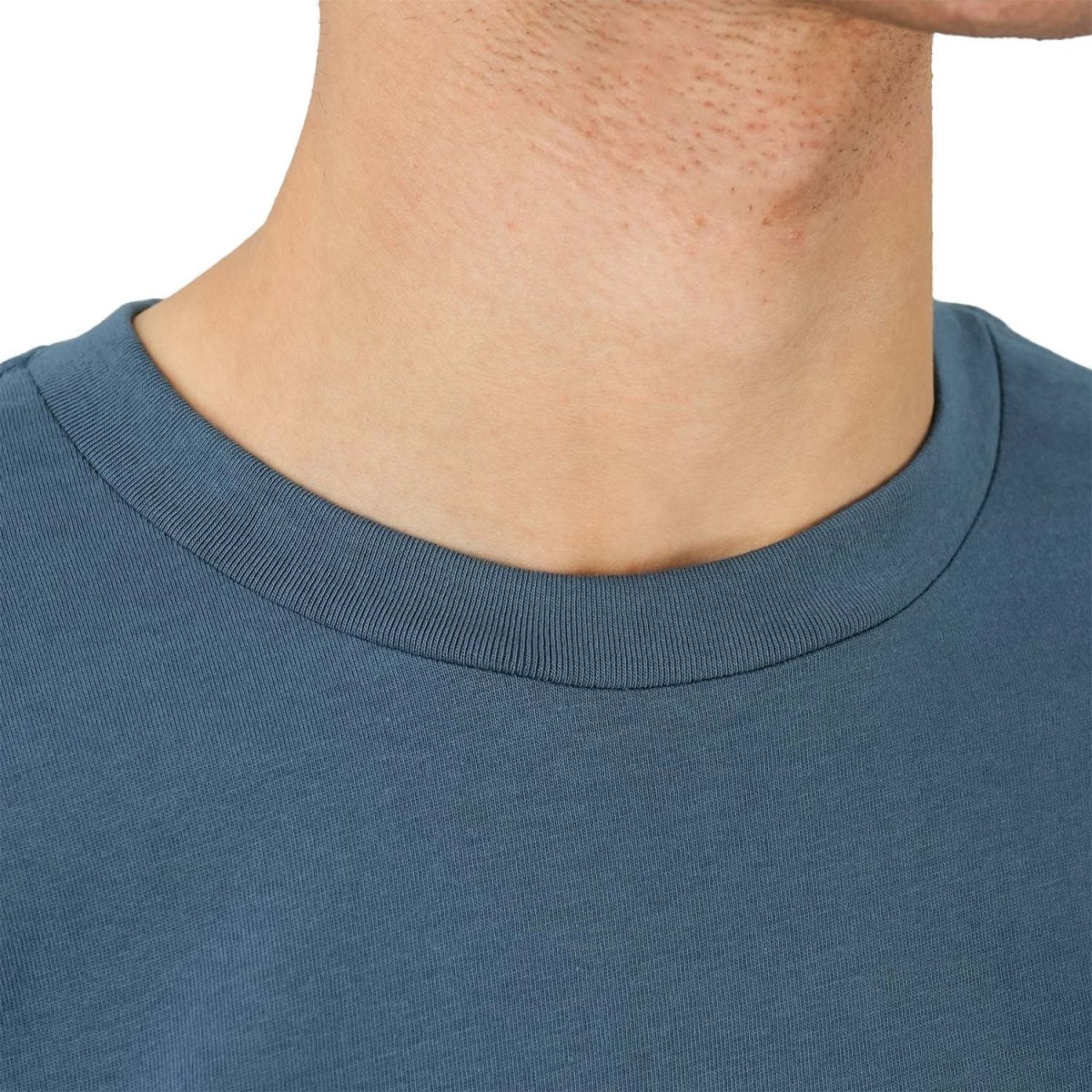 Men's World Without Strangers Print Tee - Slim Fit, Crew Neck, Cotton - Giordano