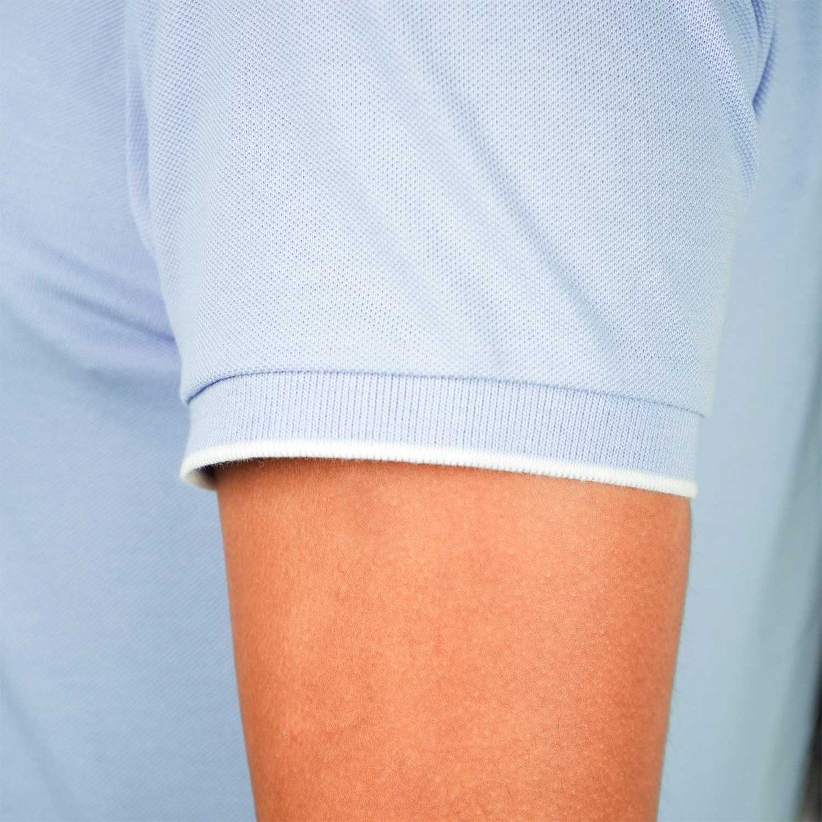 Women's Cotton Lycra Slim Fit Solid Polo - Giordano