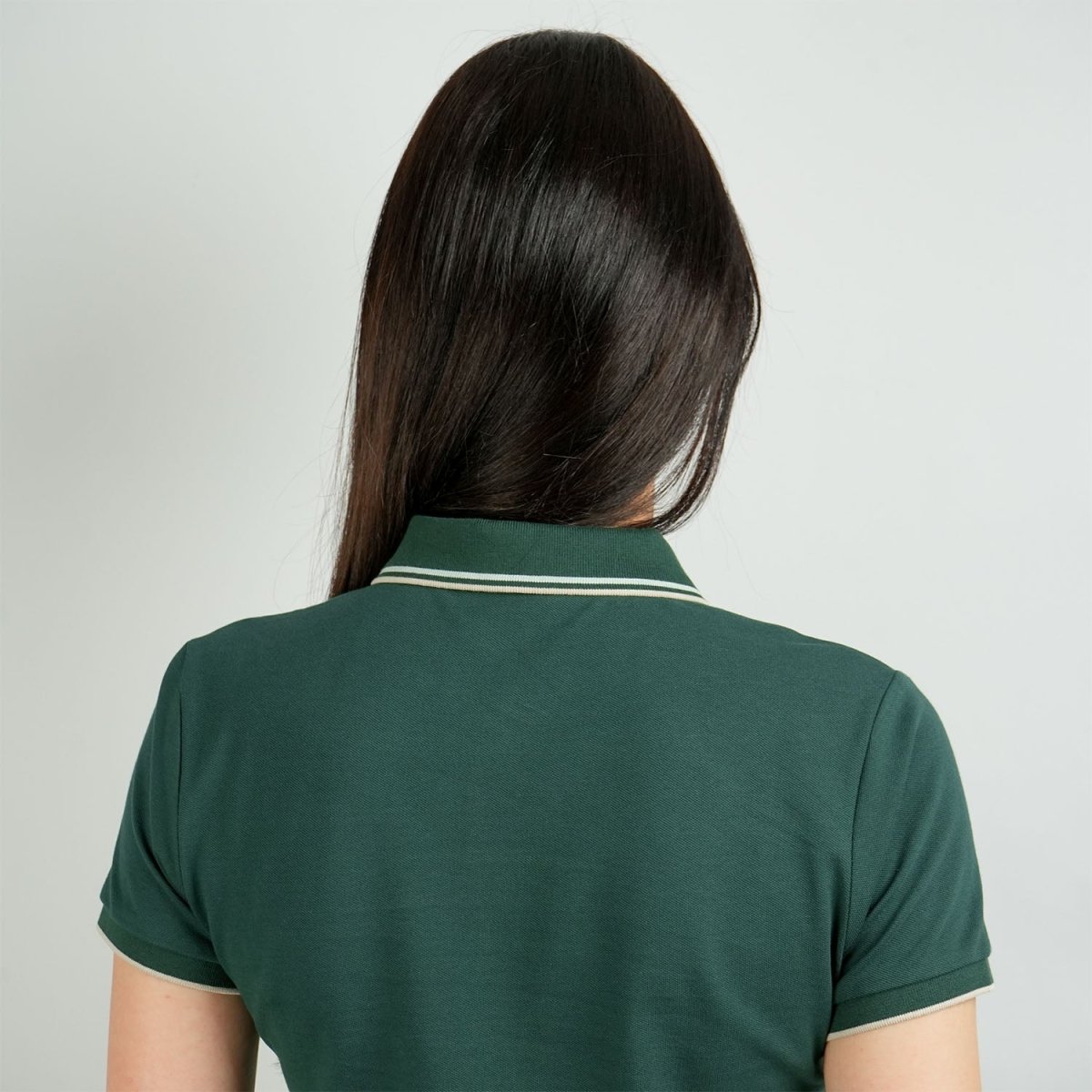 Women's Cotton Lycra Slim Fit Solid Polo - Giordano
