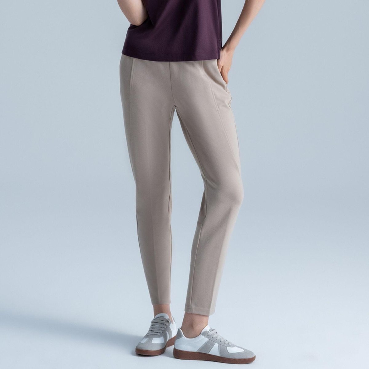 Women's High - Waist Capri Pants – Regular Fit Interlock Stretch - Giordano