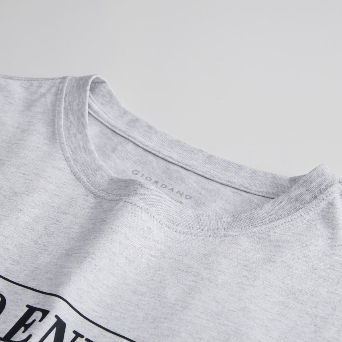Women's Relaxed Fit Printed Crew Neck Cotton Tee | Kr Collection - Giordano