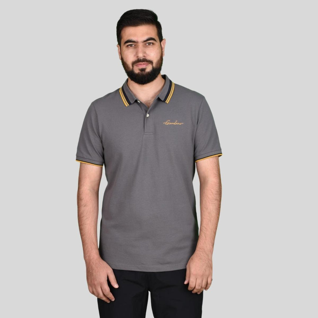 قميص بولو رجالي من القطن بقصّة Slim Fit مع تطريز على شكل قارب شراعي
