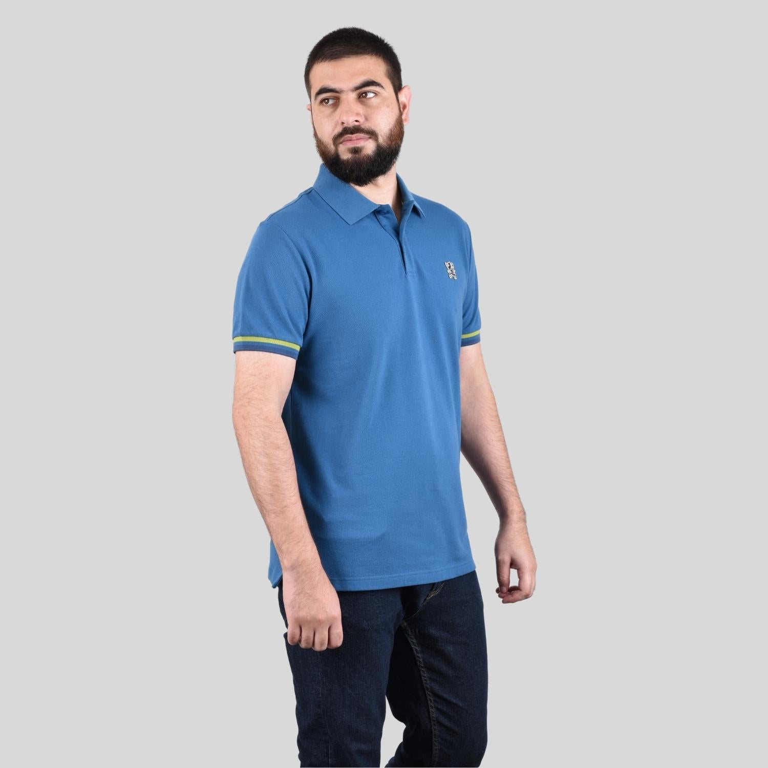 قميص بولو رجالي عالي الأداء