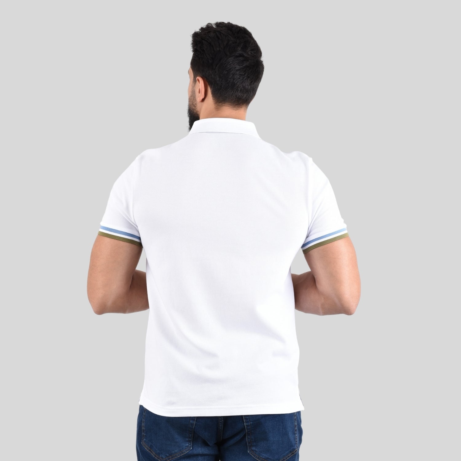 قميص بولو رجالي عالي الأداء