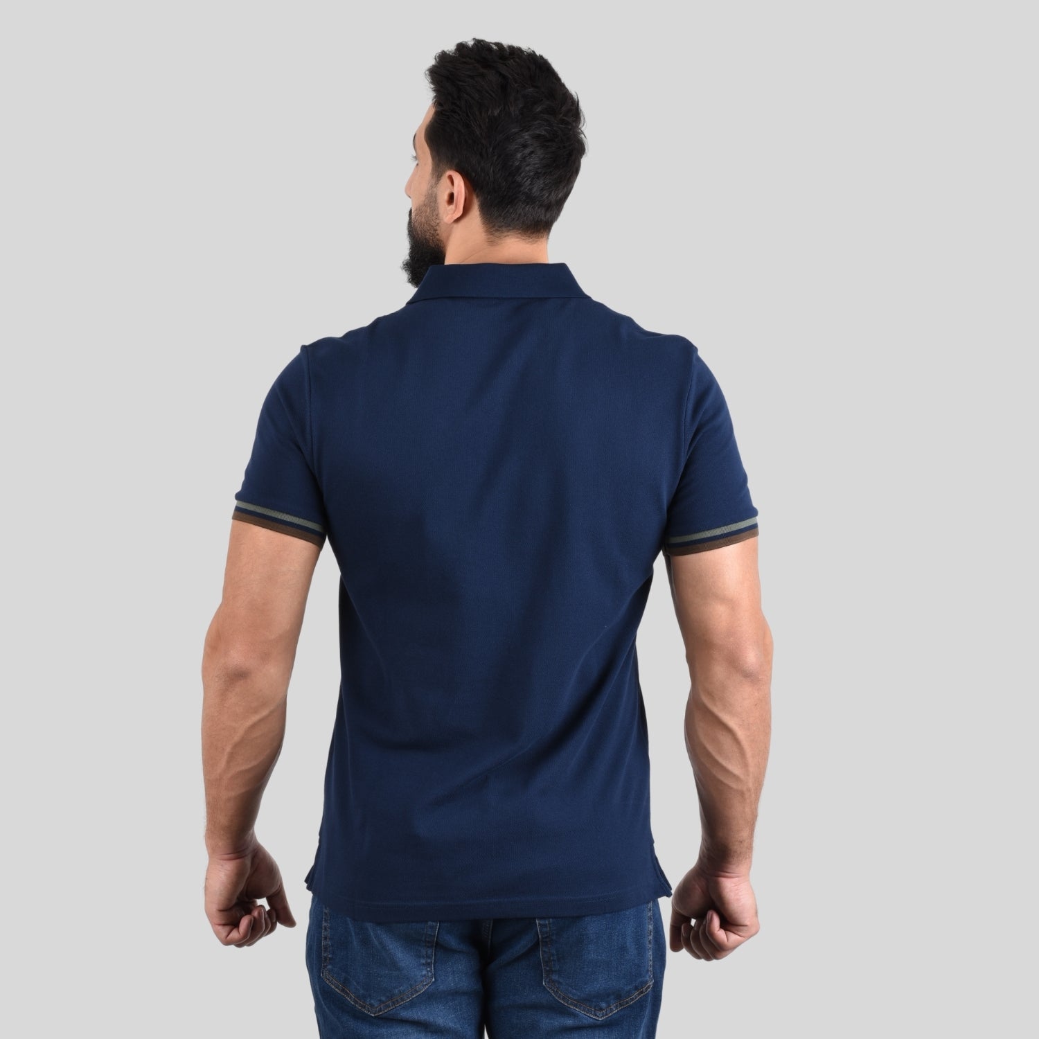 قميص بولو رجالي عالي الأداء