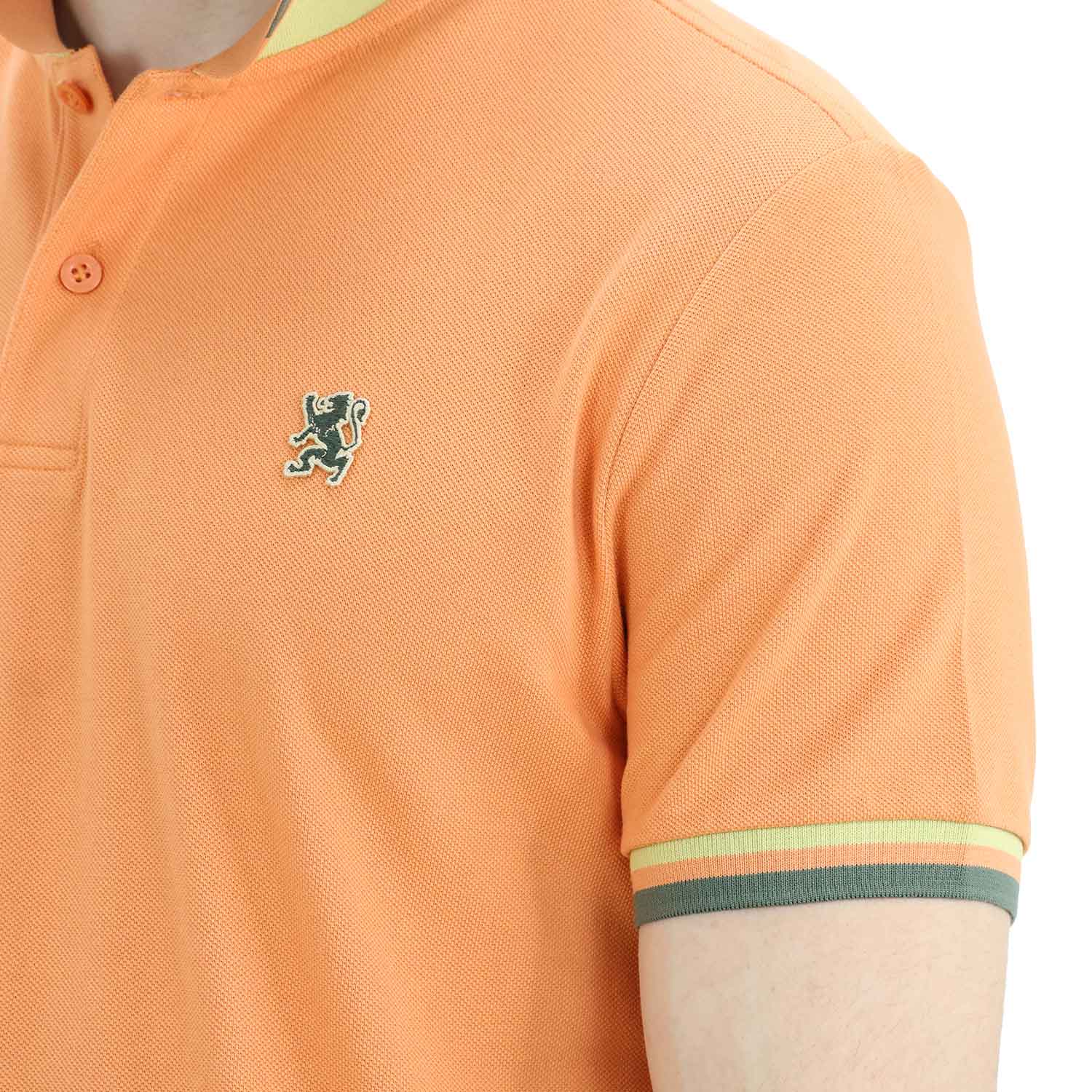 قميص بولو رجالي عالي الأداء