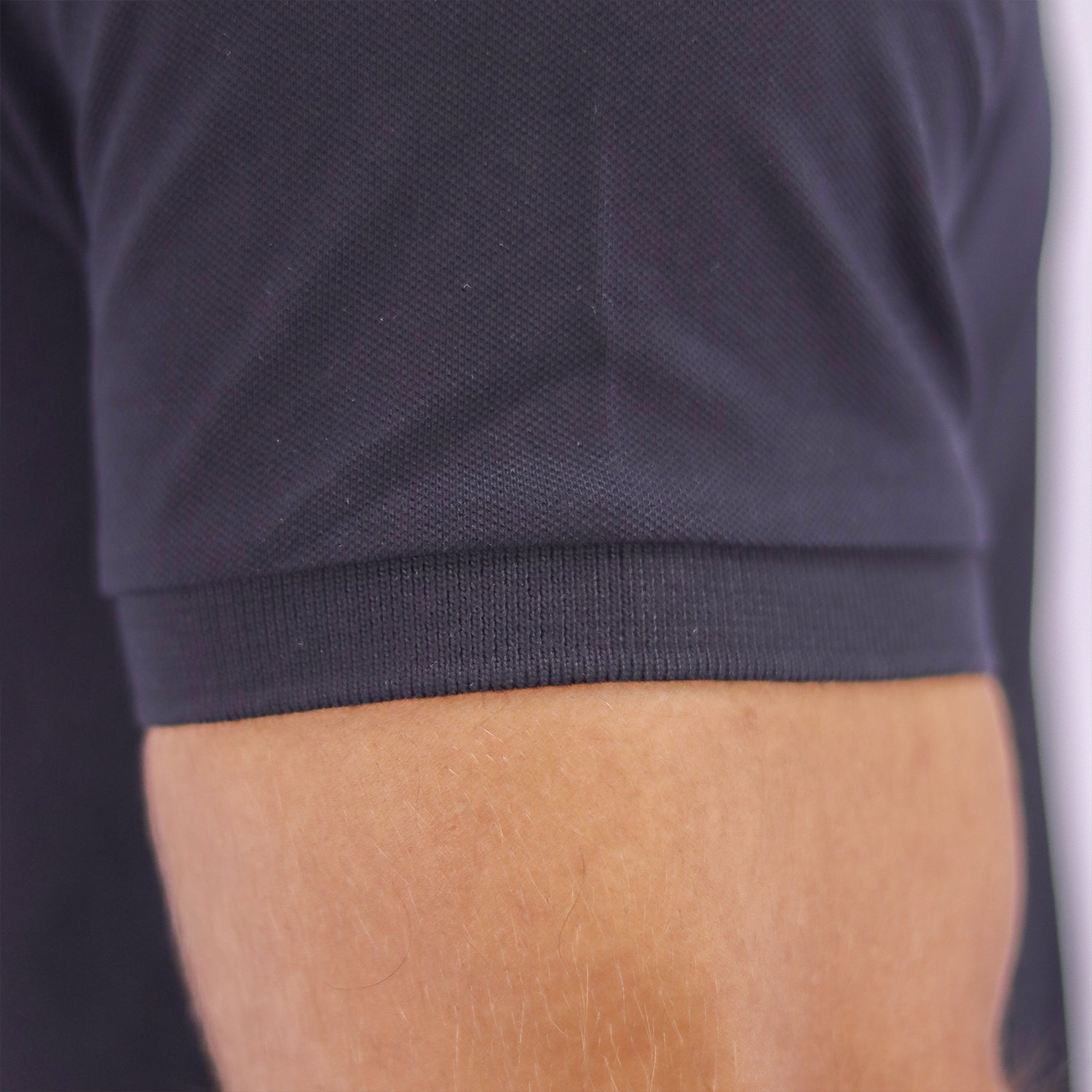 Men's Pique Flat Knit Collar Slim Fit Embroidery Solid Polo