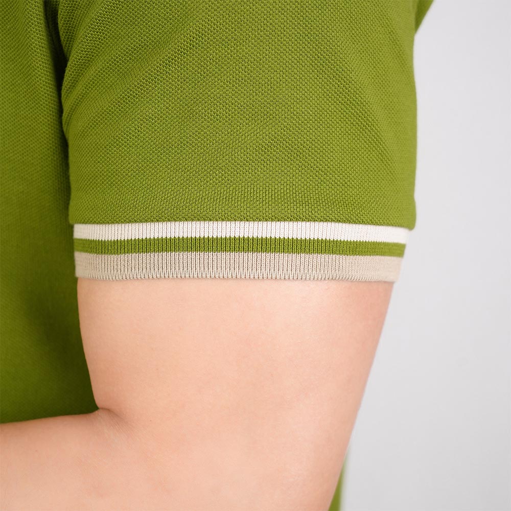 Men’s Cotton Slim Performance Polo with Small Lion Embroidery