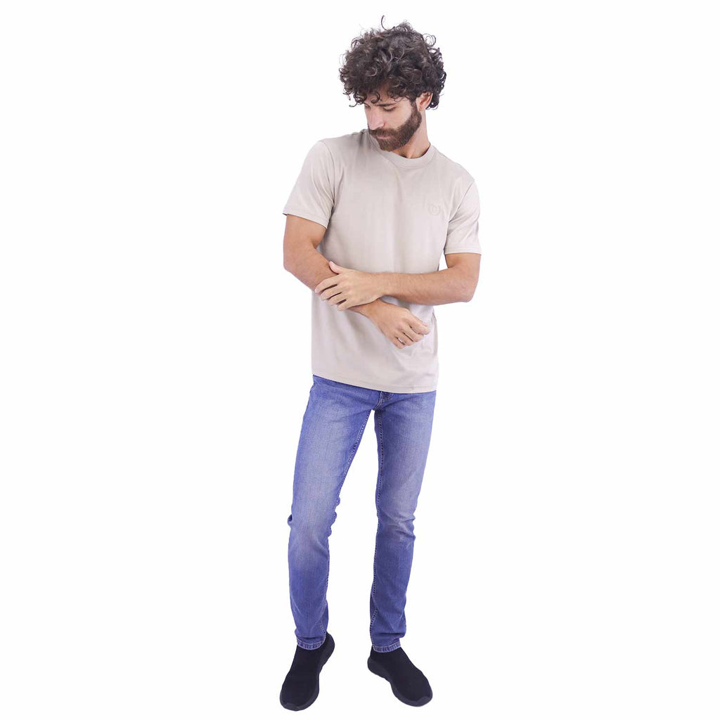 تي شيرت Liquid Touch Slim Fit للرجال بياقة دائرية