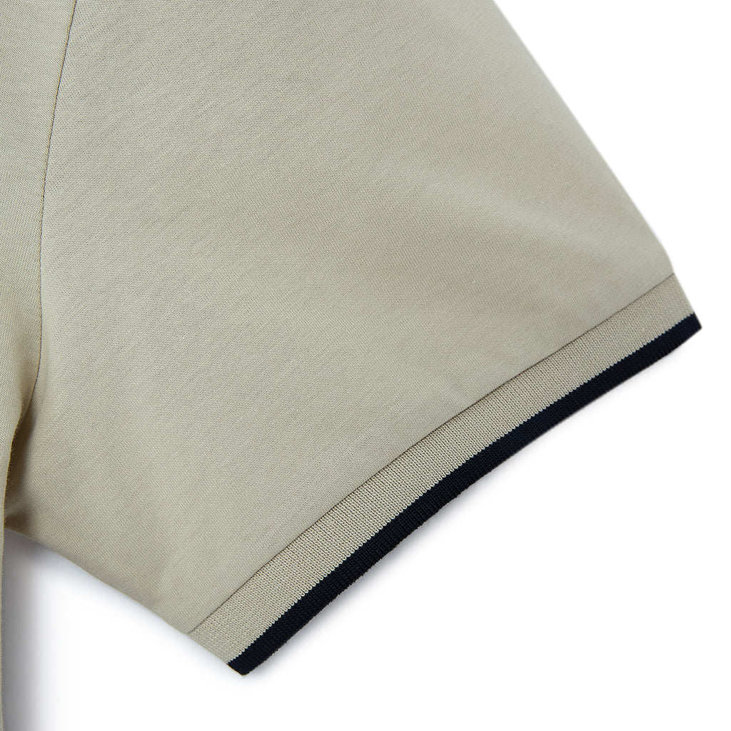 تي شيرت رجالي قطني بقصة ضيقة من Henley