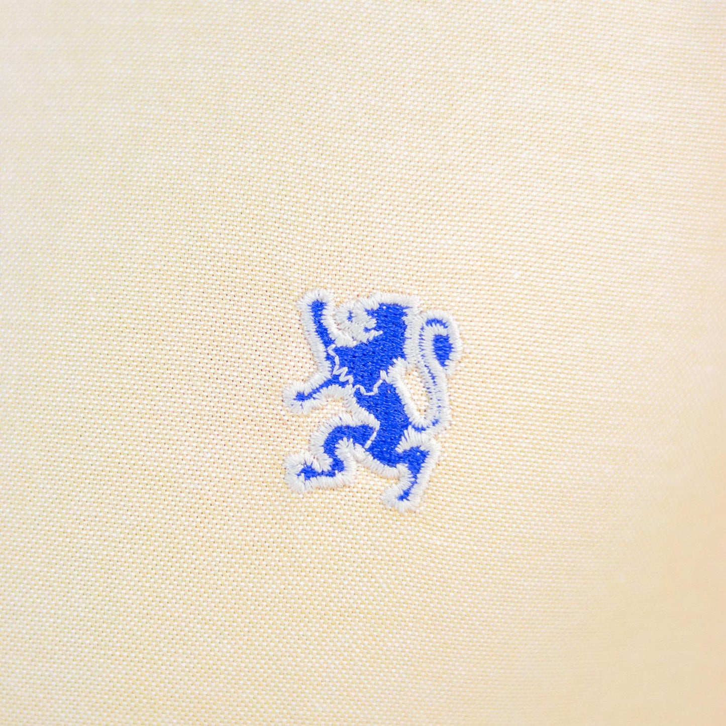 Men's Shirt With Small Lion Embroidery