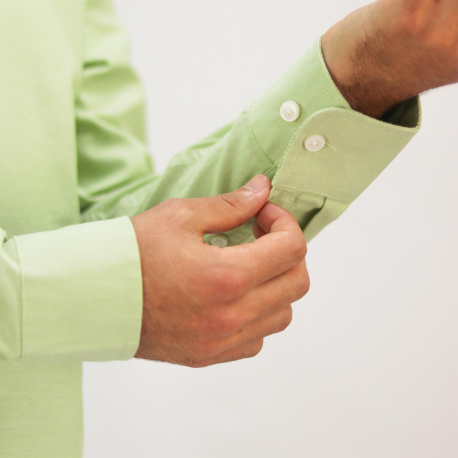 Men's Shirt With Small Lion Embroidery