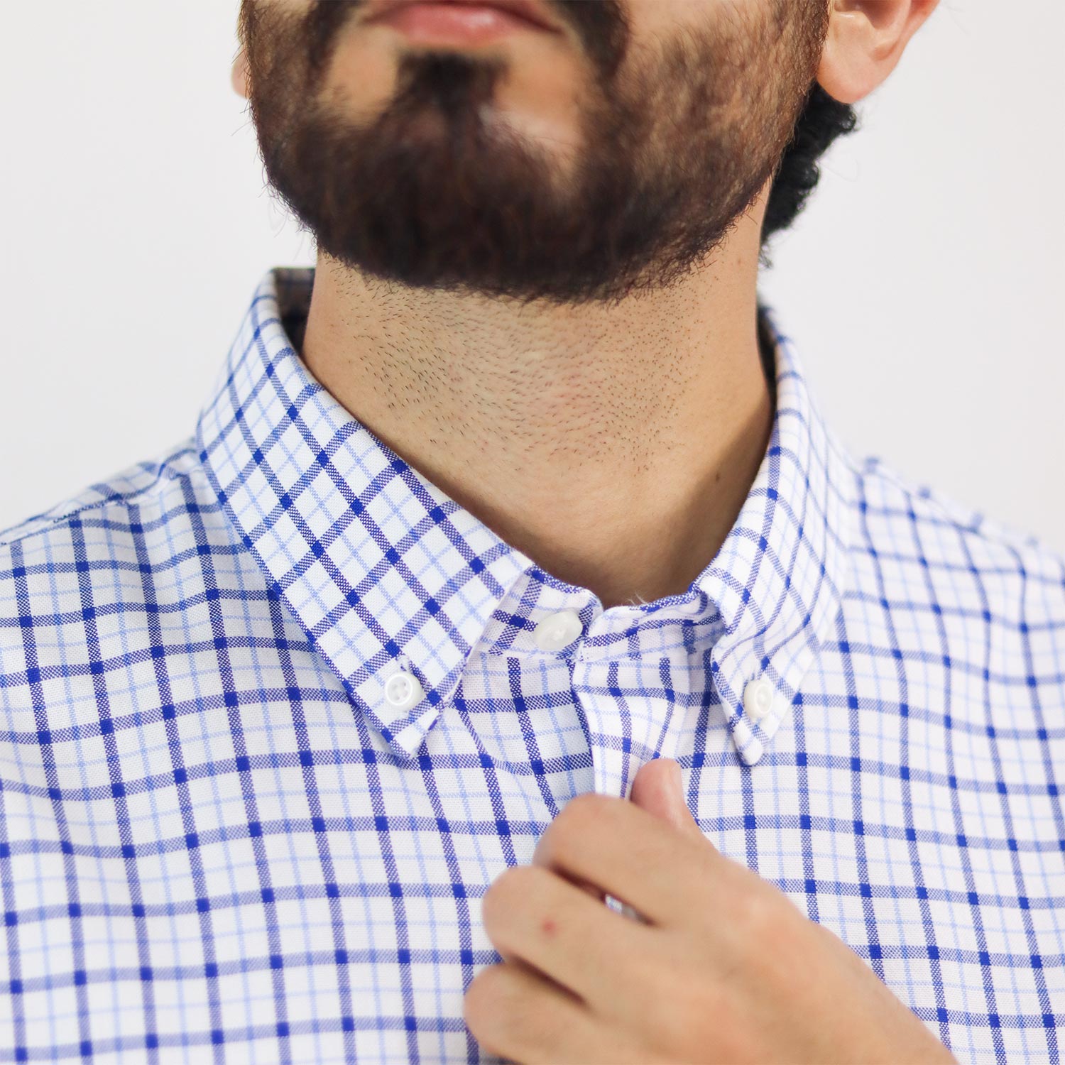 Men's Shirt With Small Lion Embroidery