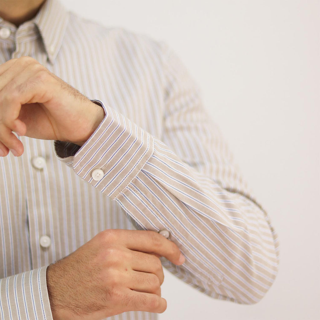 Men's Shirt With Small Lion Embroidery