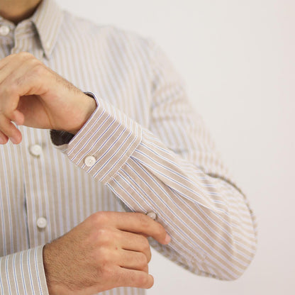 Men's Shirt With Small Lion Embroidery