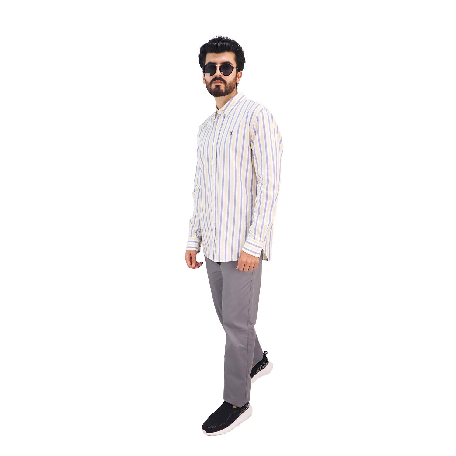 Men's Shirt With Small Lion Embroidery