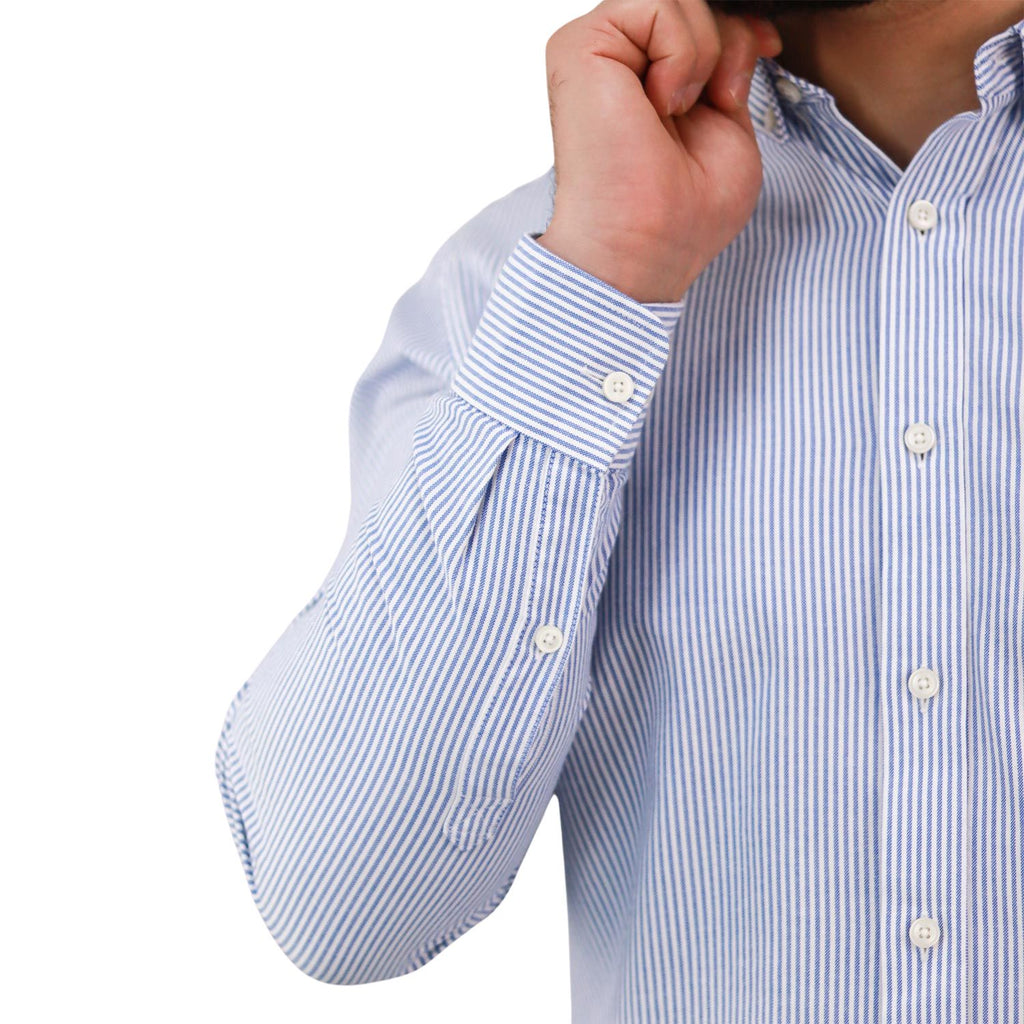 Men's Shirt With Small Lion Embroidery