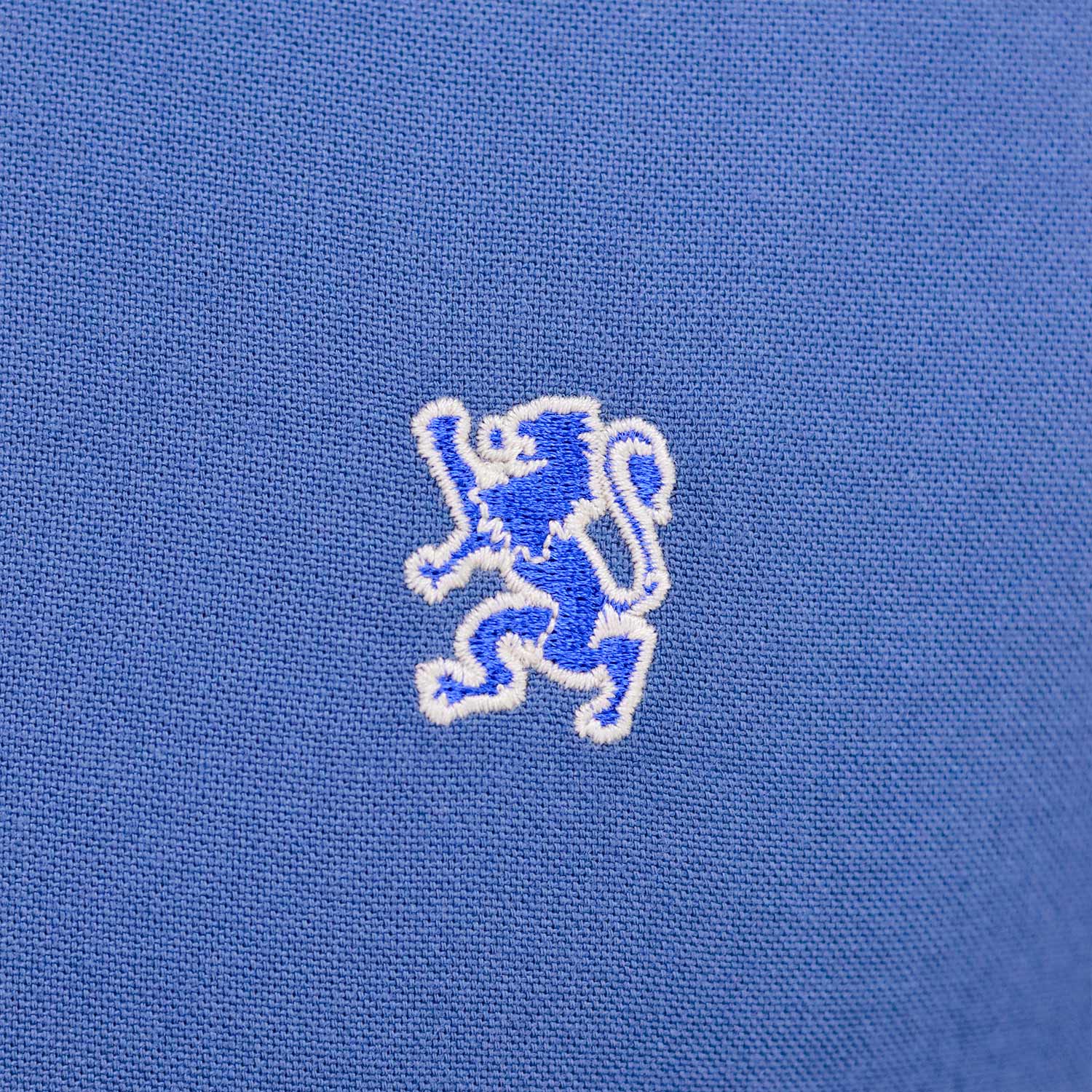 Men's Shirt With Small Lion Embroidery