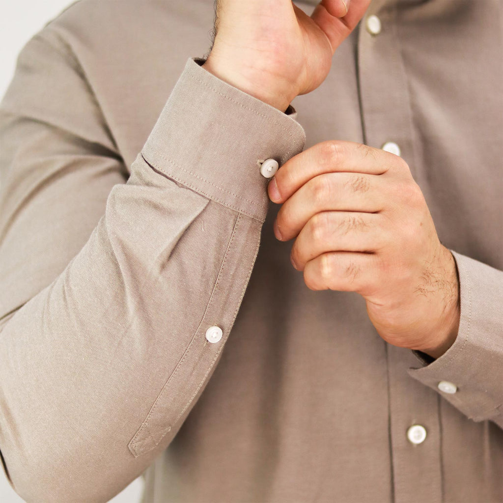 Men's Shirt With Small Lion Embroidery