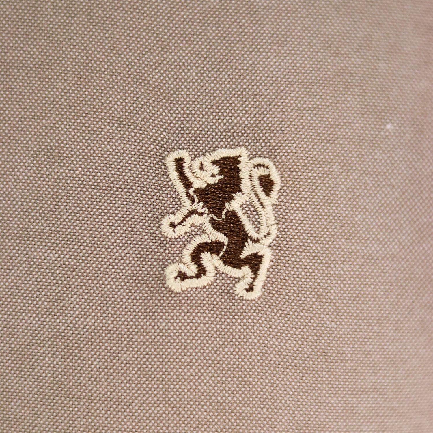 Men's Shirt With Small Lion Embroidery