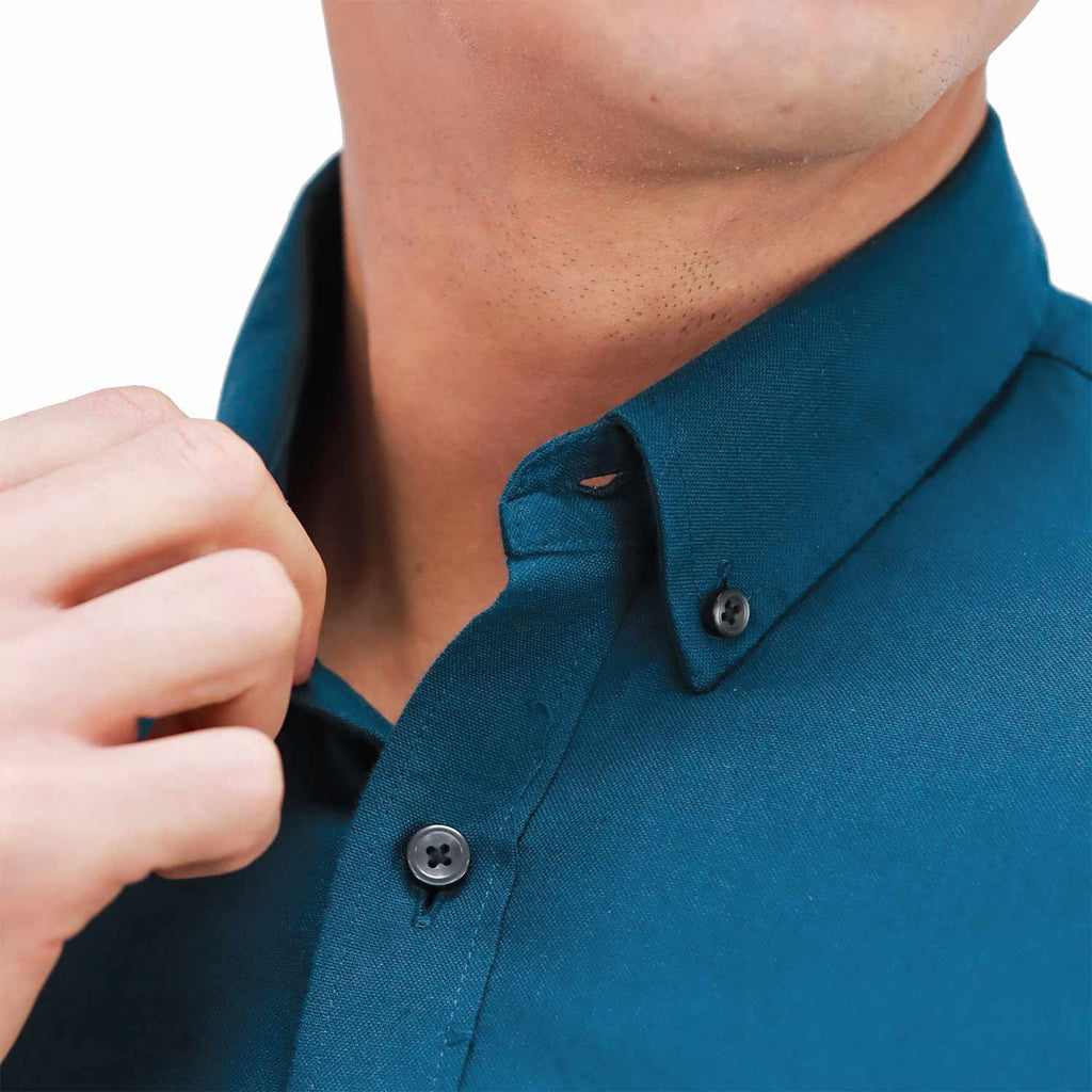 Men's Shirt With Small Lion Embroidery