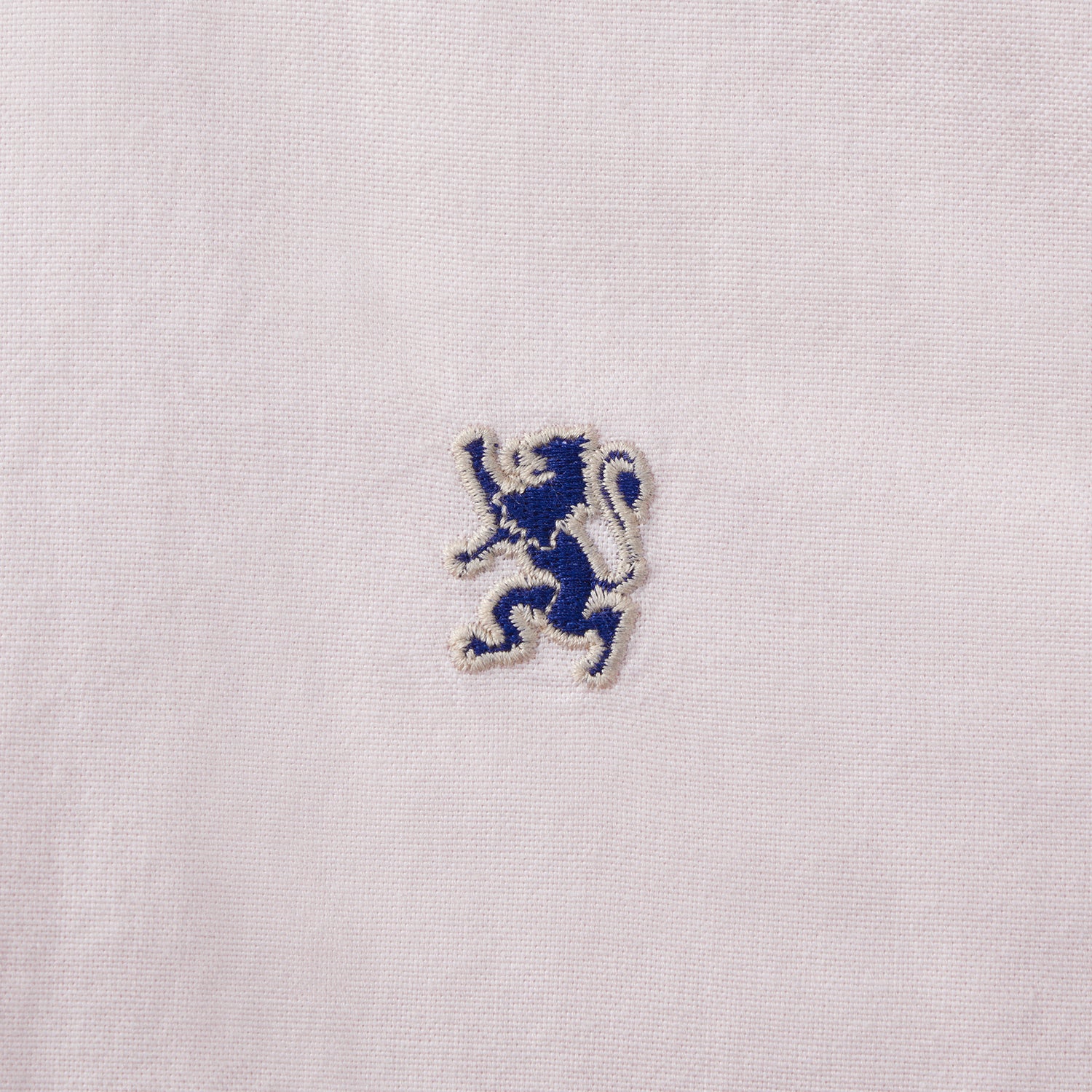 Men's Shirt With Small Lion Embroidery