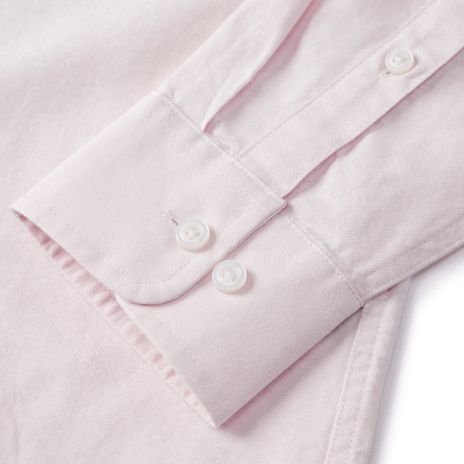 Men's Shirt With Small Lion Embroidery