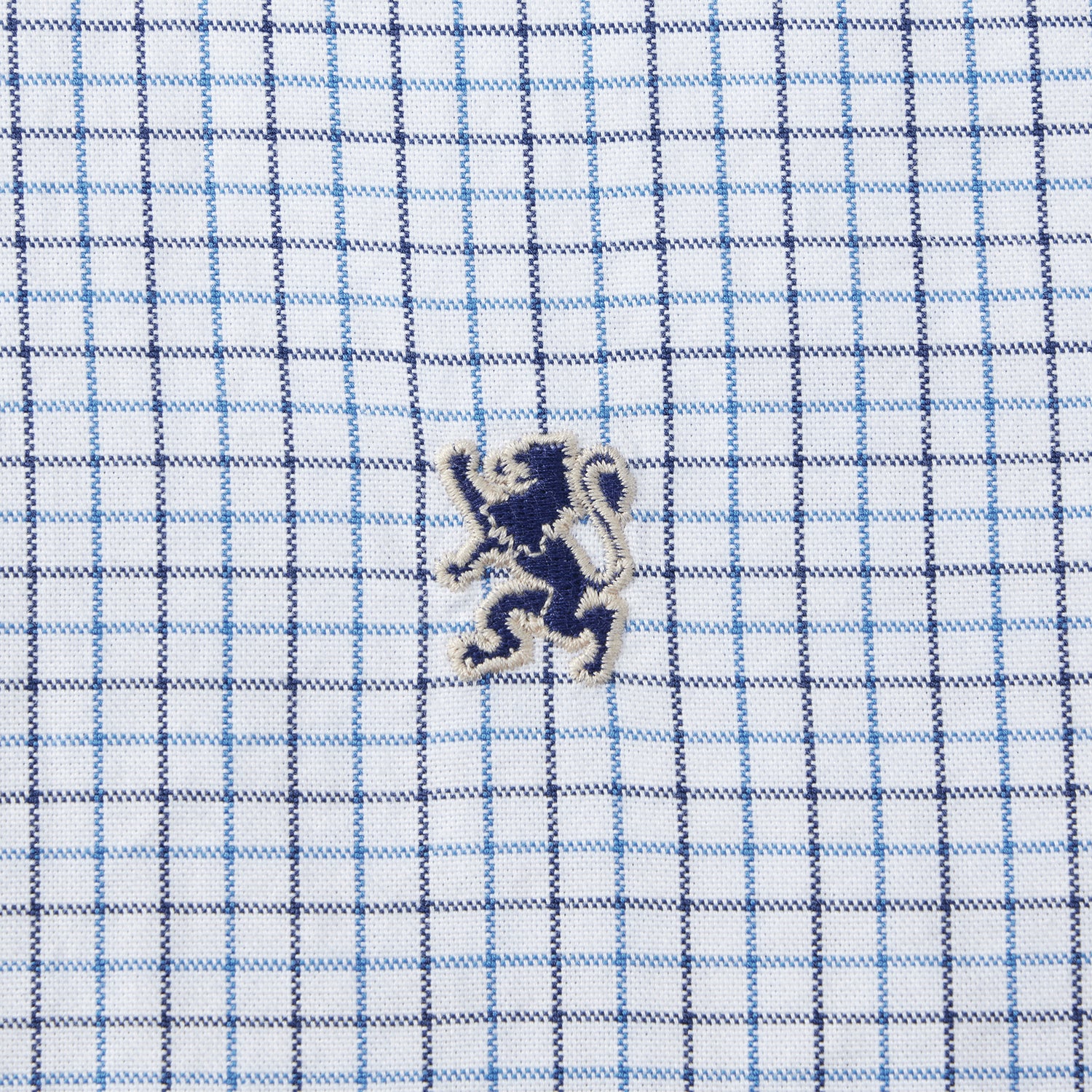 Men's Shirt With Small Lion Embroidery