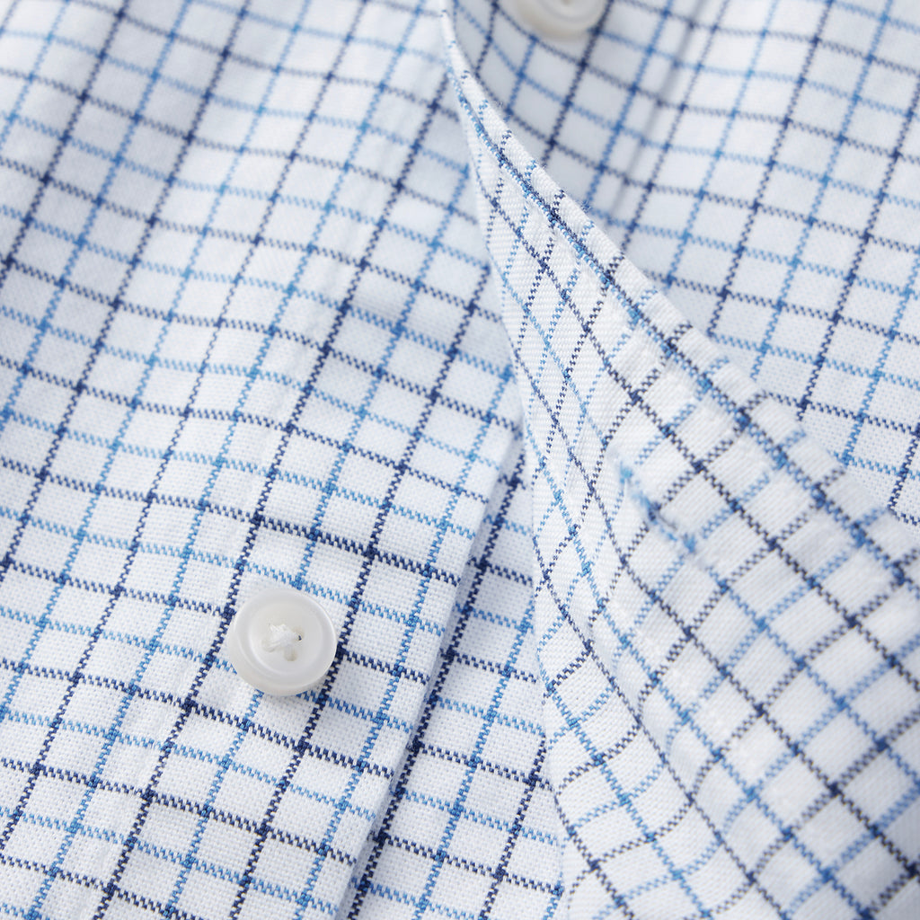 Men's Shirt With Small Lion Embroidery