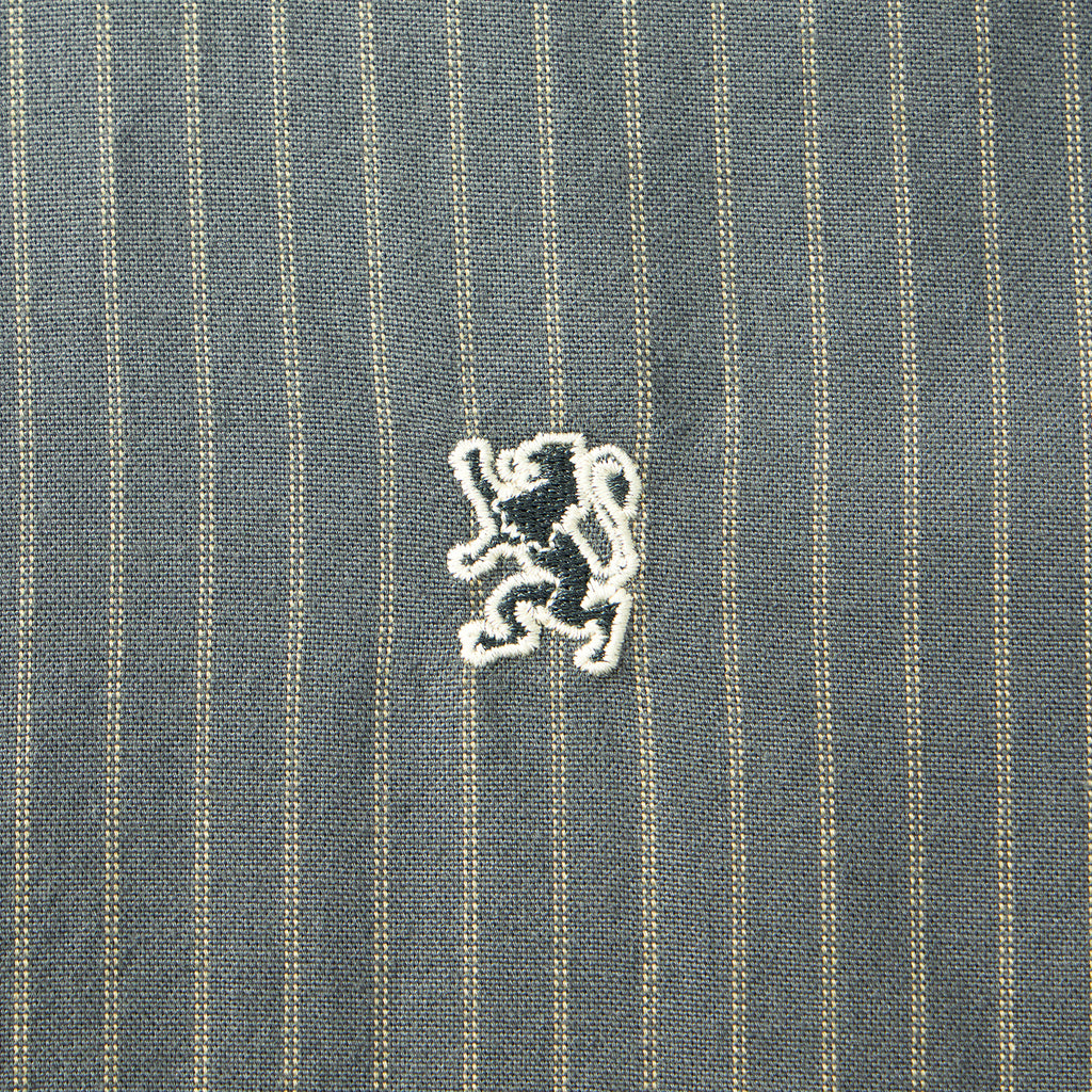 Men's Shirt With Small Lion Embroidery