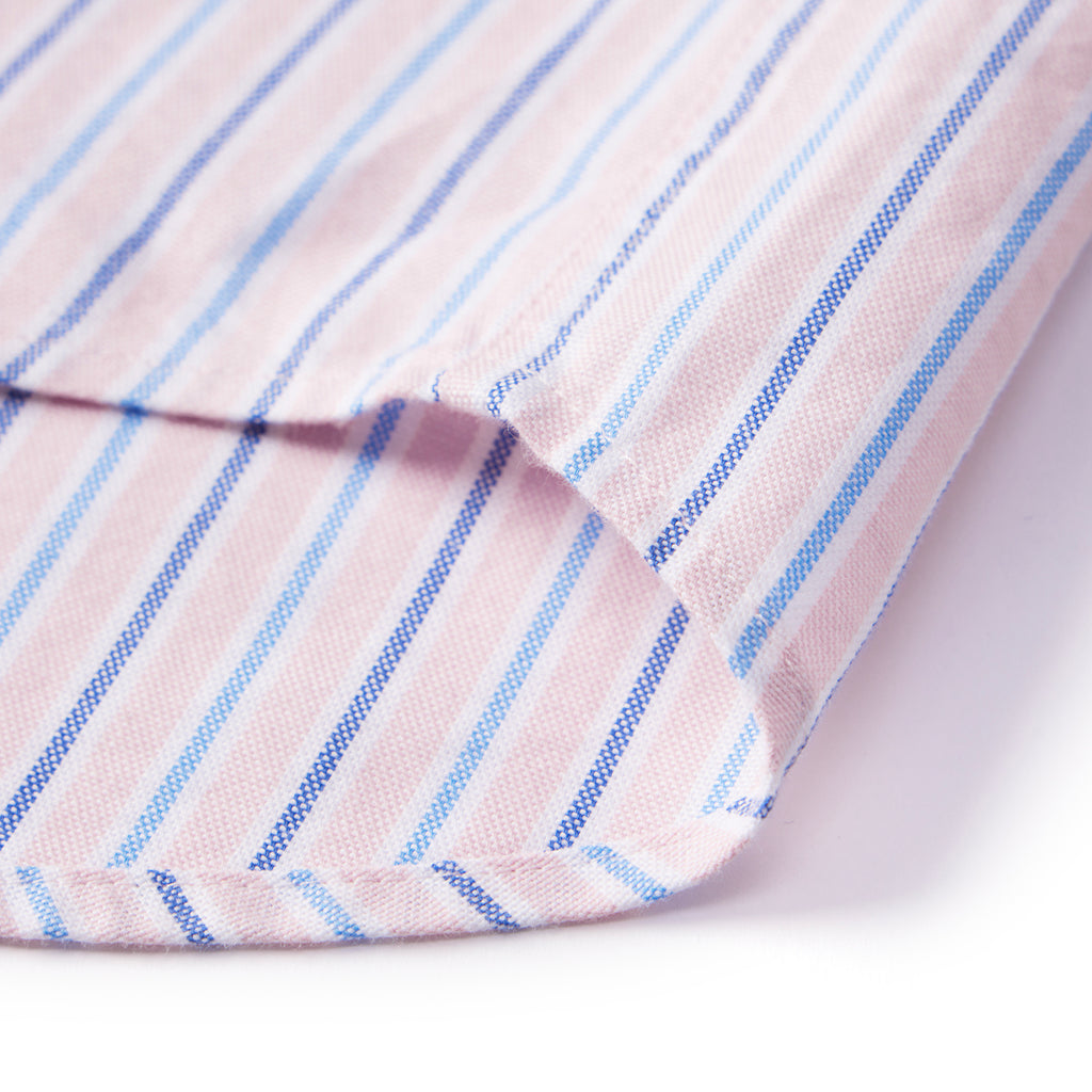 Men's Shirt With Small Lion Embroidery