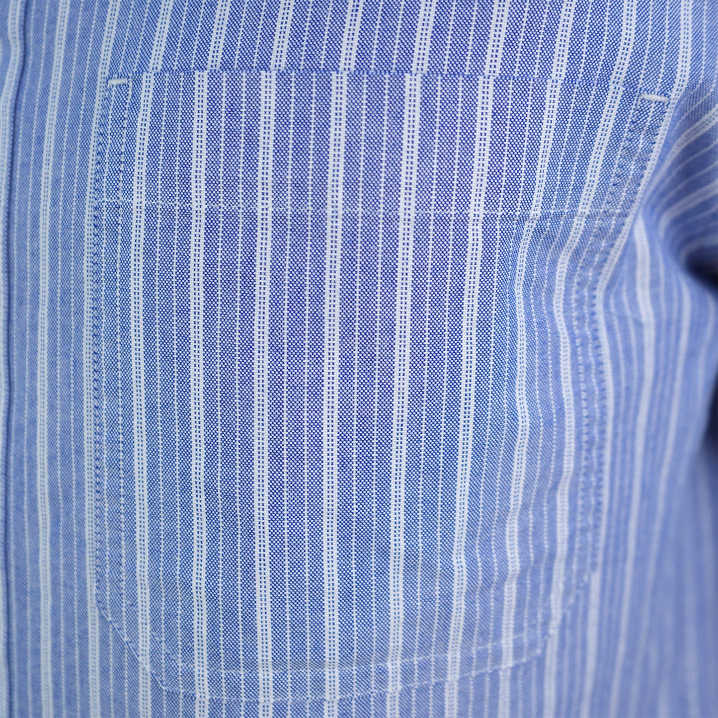 Men's Casual Oxford Shirt: 100% Cotton, Relaxed Fit