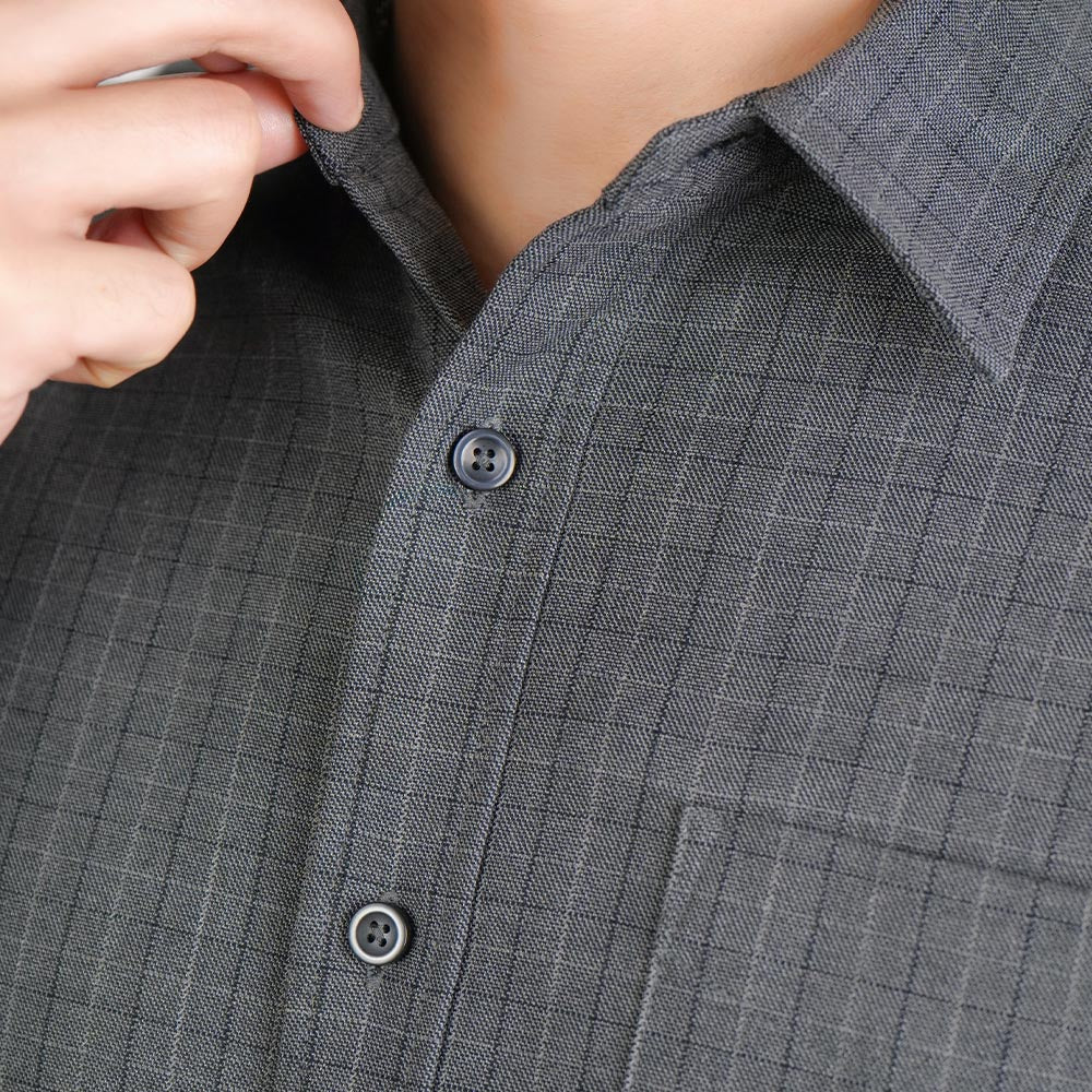 Men's Slim Checked Button-Down Shirt