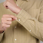 Men's Slim Checked Button-Down Shirt