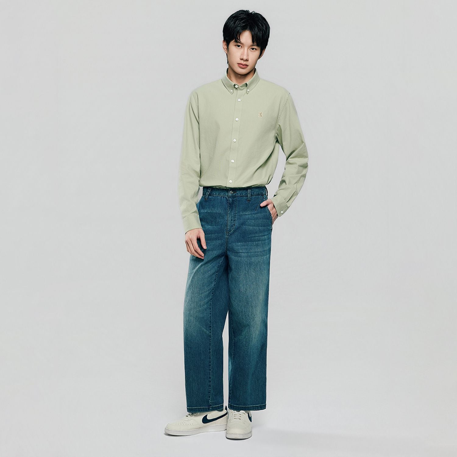 Men’s Cotton Slim Oxford Shirt with Embroidery