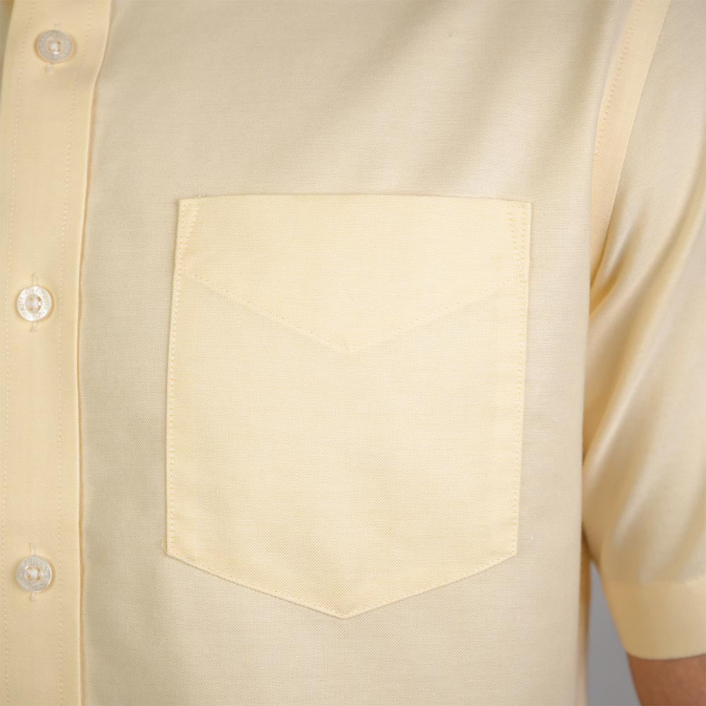 Men Wrinkle Free Short Sleeve Oxford Shirt