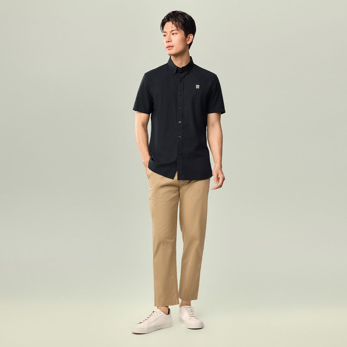 Men Slim Cotton Short Sleeve Oxford Shirt