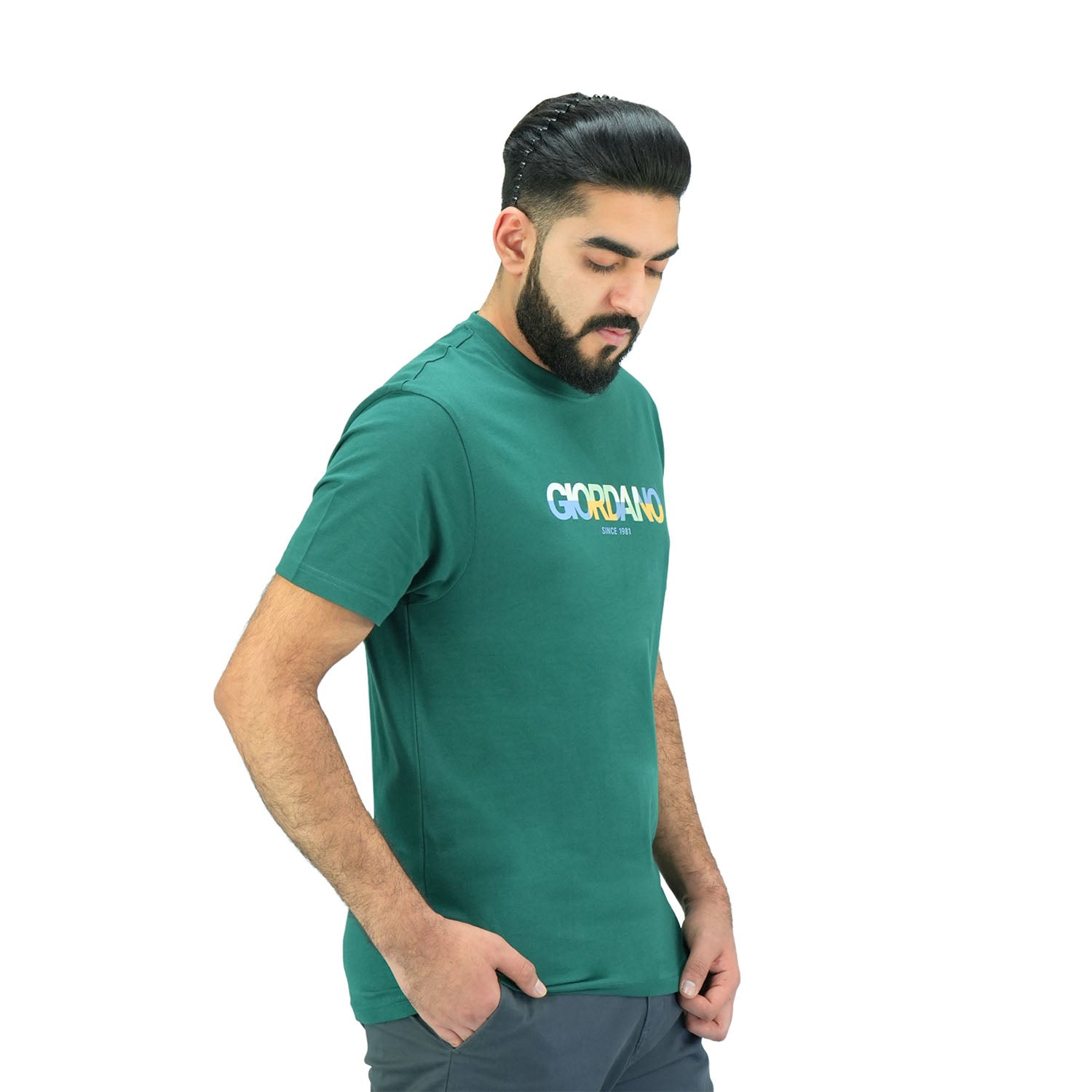 تي شيرت رجالي بطبعة مميزة