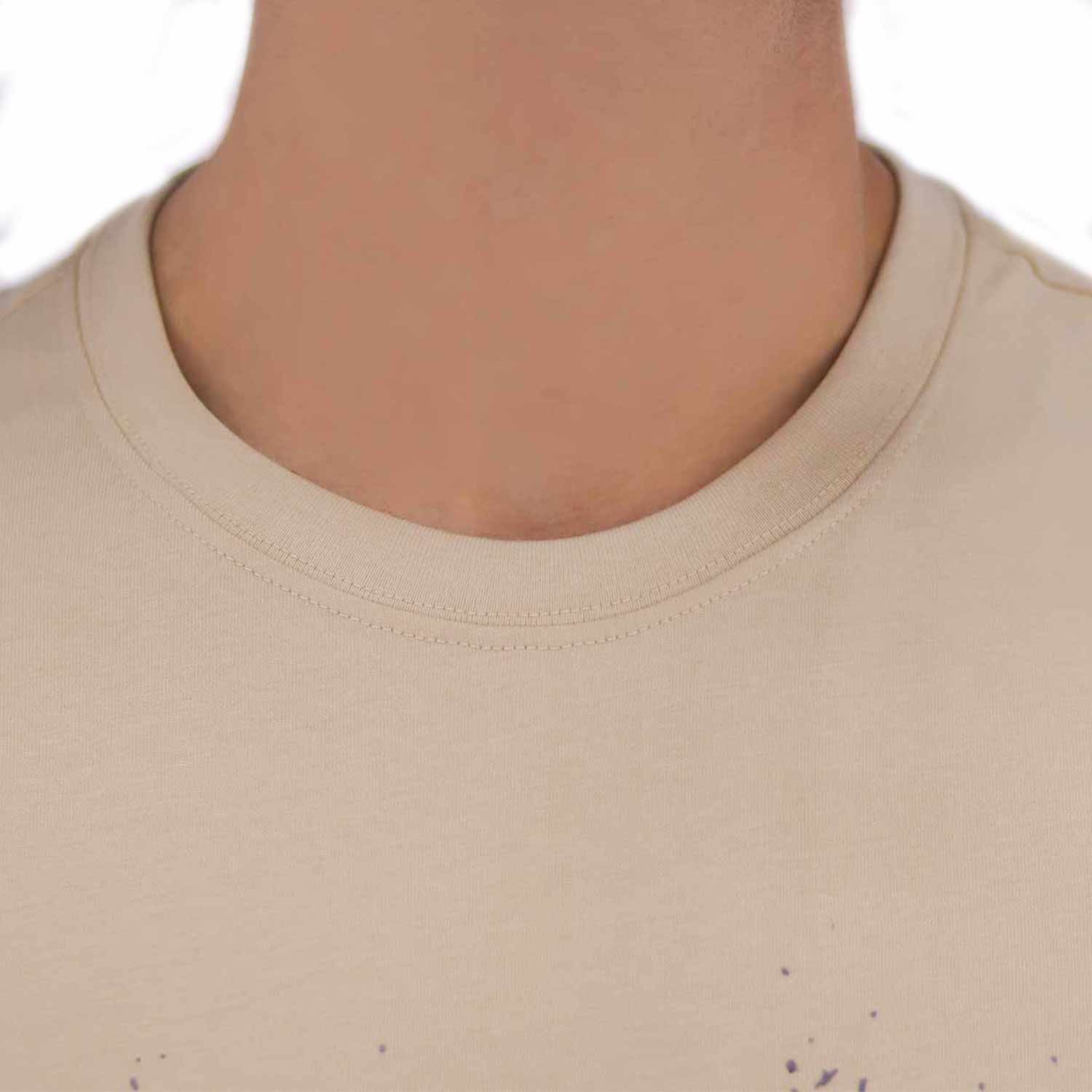تي شيرت رجالي مطبوع عليه توقيع Me